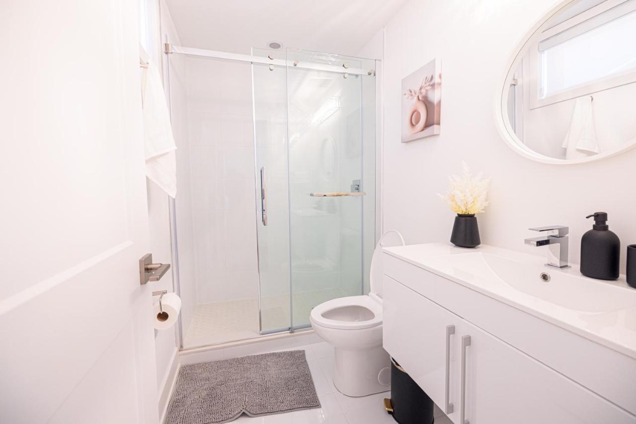 Luxury & Comfy Apartment, Mins Drive To Attraction Niagara-Fälle